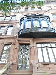 18 West 71st Street in Lincoln Square