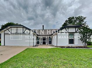 504 Heritage Hill Dr, Forney, TX 75126