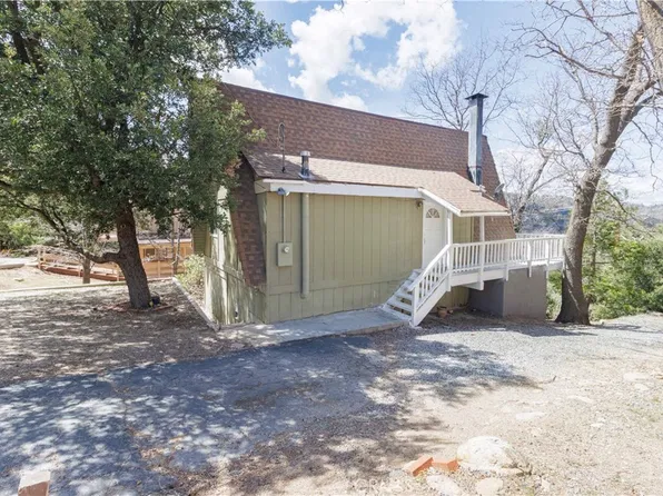1415 Golden Rule Ln, Lake Arrowhead, CA 92352