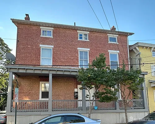88 Harvey St #2 Photo 1