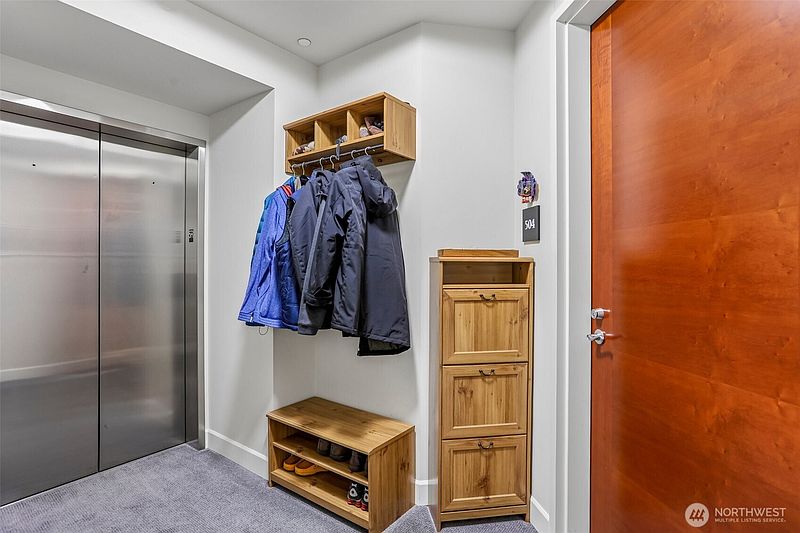 5th image of 1920 4th Avenue #504