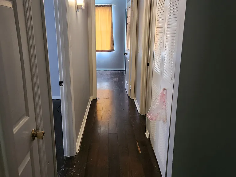 1438 E Cedar Ln — Photo 10