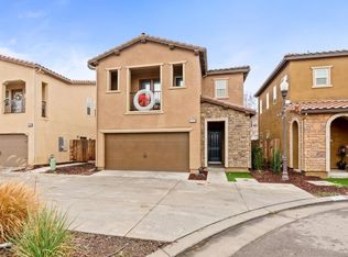1292 Piazza Ln, Clovis, CA