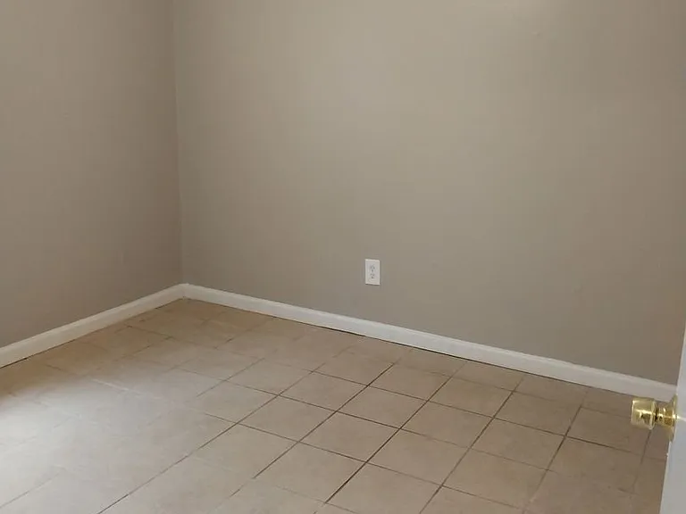 1025 S Wellington St #3 — Photo 5