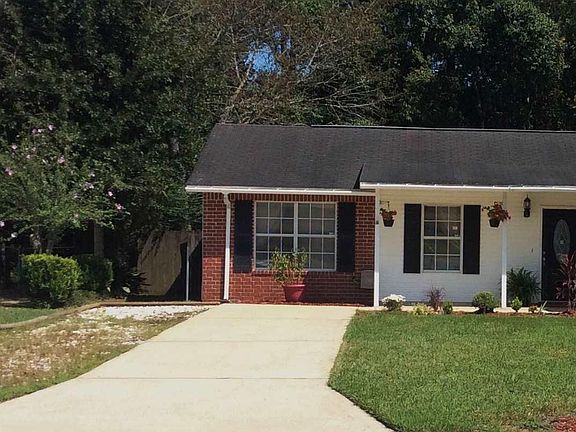 3rd image of 8580 Kingfisher Ln