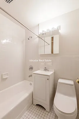 Rented by Mirador Real Estate | media 14