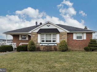 505 Overhill Rd, Conshohocken, PA 19428