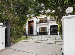 5535 Shirley Ave, Tarzana, CA 91356