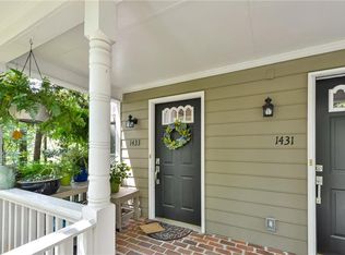 1433 Oakridge Cir, Decatur, GA 30033