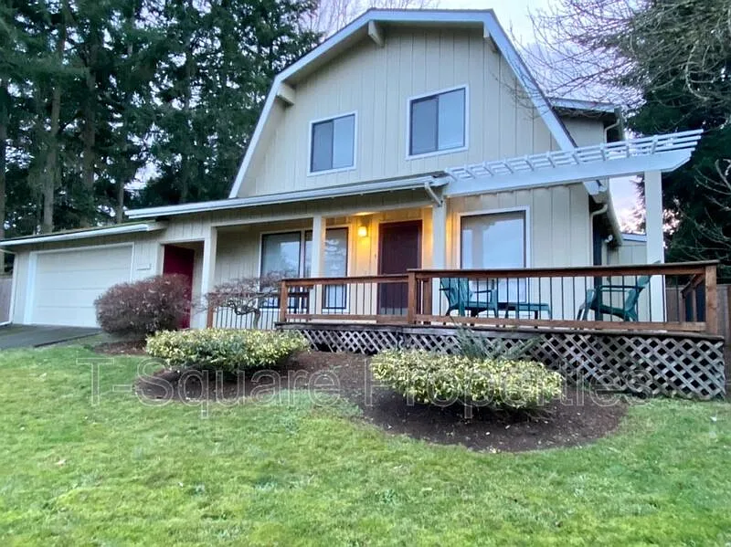 2 bed, 1.0 bath, 1550 sqft, $3,350 — Photo 1