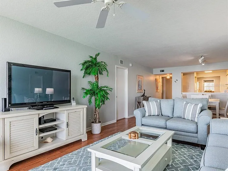6085 Bahia Del Mar Cir #468 — Photo 12