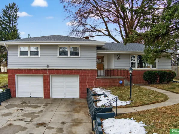 5315 Mary St, Omaha, NE 68152