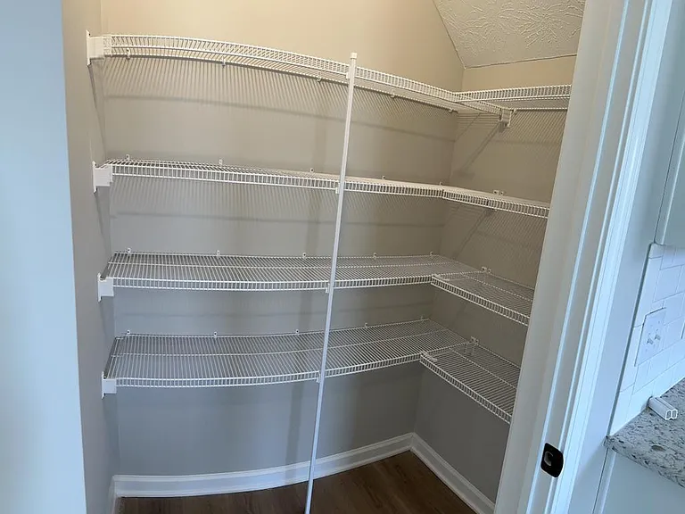 3439 Alder Ave — Photo 10