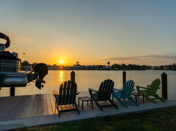 215 E Tarpon Blvd NW, Port Charlotte, FL 33952