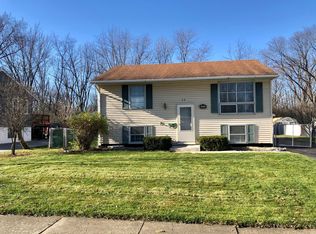 20 N Cedar Ln, Glenwood, IL