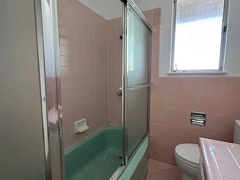 905 Santa Clara Ave #K — Photo 11