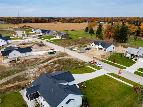 6036 Molli Dr #11, Allendale, MI 49401