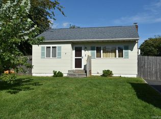 71 John Drive, Farmingville, NY 11738