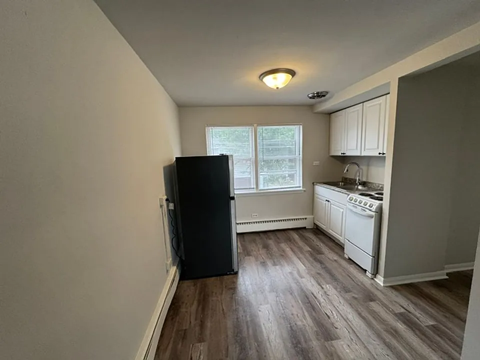 2631 West 123rd Street
