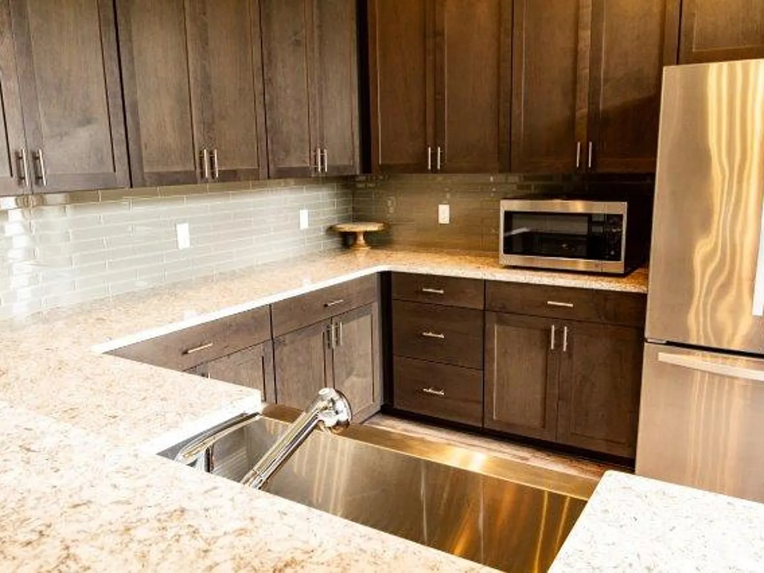 Now Leasing: Spacious 3 Bed, 2.5 Bath Townhome in Tumwater, WA — Photo 1