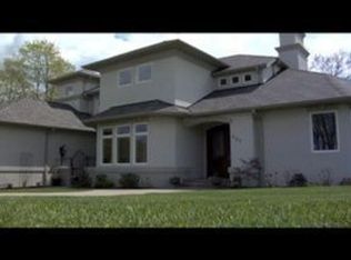 427 Saint Andrews Dr, Barboursville, WV 25504