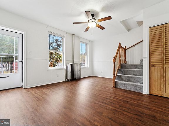 5th image of 2653 E Elkhart St