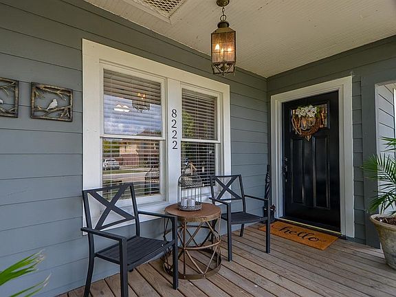 3rd image of 8222 Catalina Ln