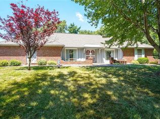 1038 N Woodland Ct, Kansas City, MO 64118
