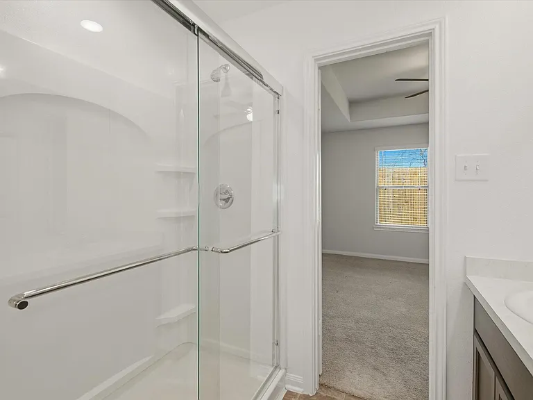 1228 Haverford Ln — Photo 21