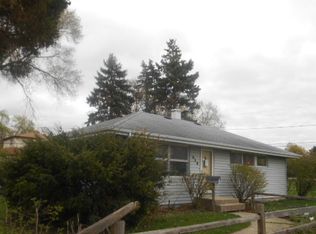 615 S Hazelton Ave, Wheaton, IL 60187