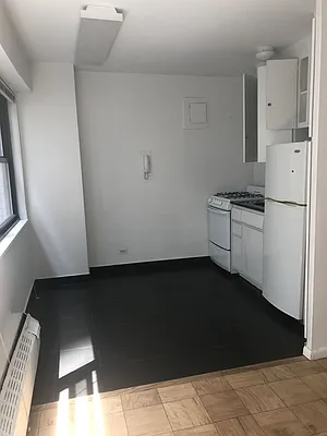 Rented by Carlyle Property Management | media 17