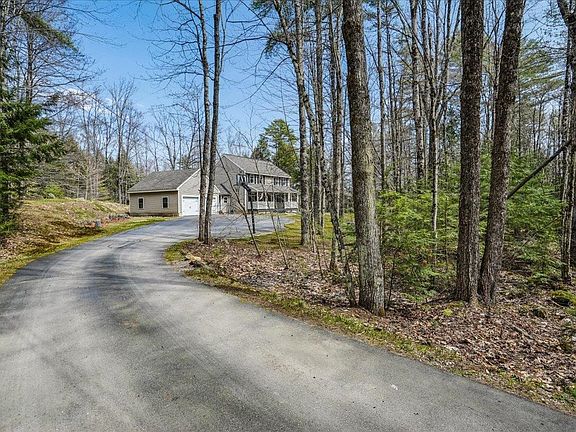 2nd image of 74 Hilliard Road