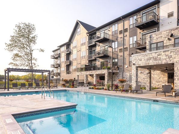 400 Oak Grove Ln #333