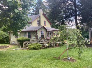 108 Snowdrift Ln, Nazareth, PA 18064