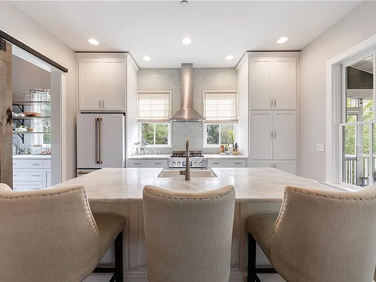 1000 Loliver Ln — Photo 7