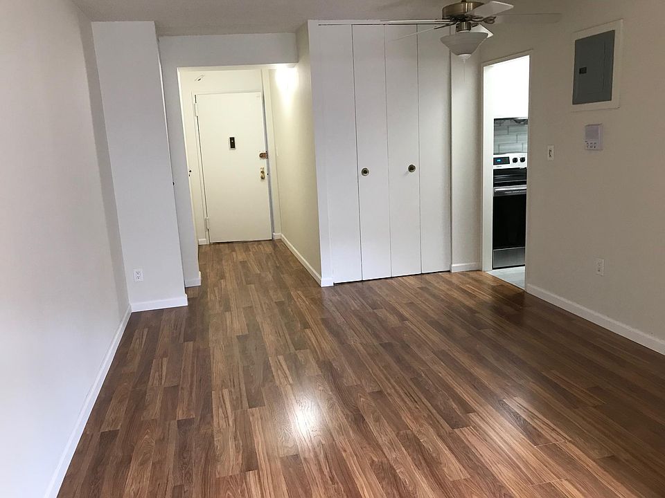 1st image of 137-77 45th Ave APT 5G