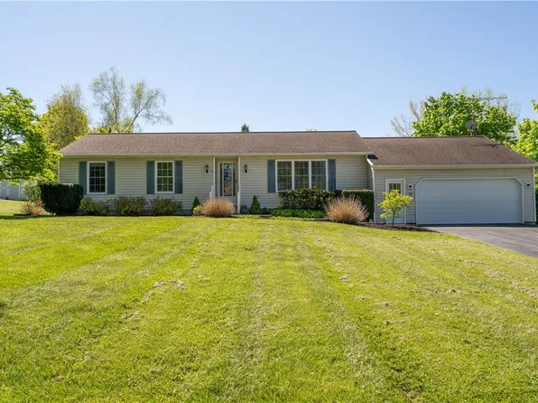 28 North St, Livonia, NY 14487