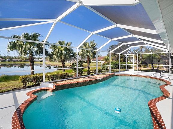 3rd image of 22373 FOUNTAIN LAKES BLVD