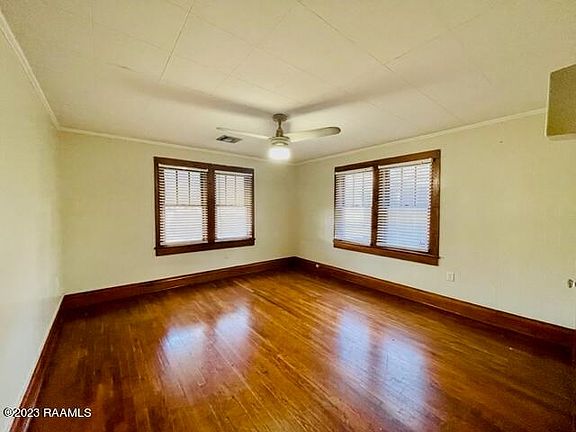 2nd image of 120 W Foulard St