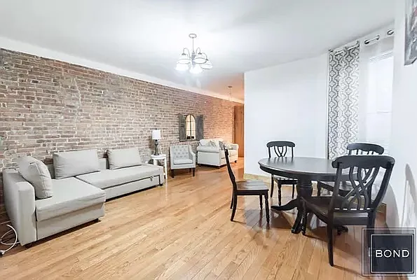Rented by Bond New York | media 1