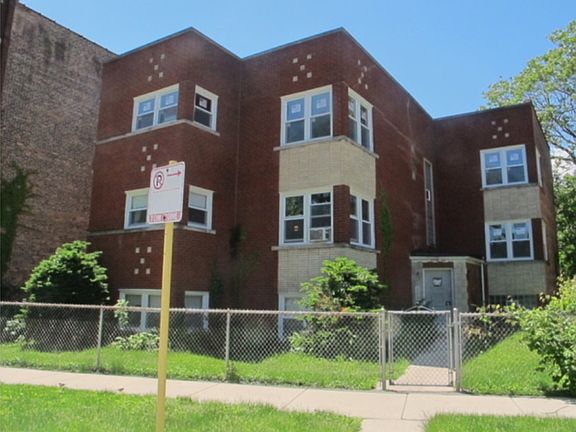 4th image of 7320 S Kingston Ave