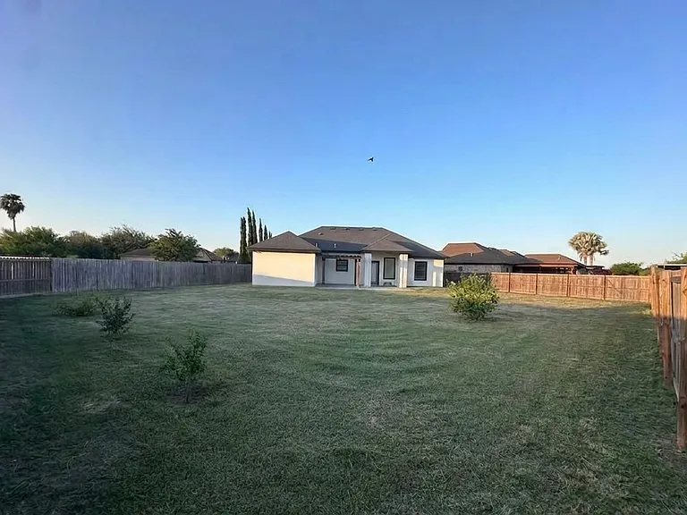 16584 Barnes Ct — Photo 20