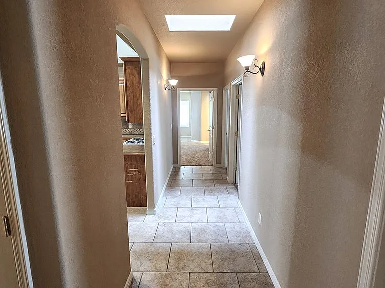 2777 Conventry 2777 Coventry — Photo 38