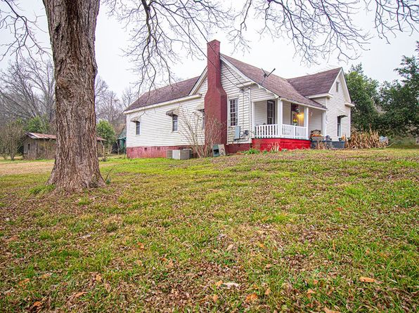 281 E Madison St, Talbotton, GA 31827