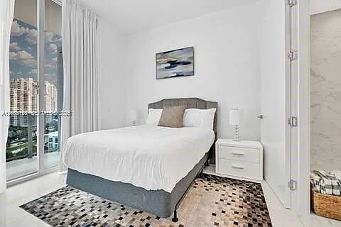 Aurora Condominium — Photo 4