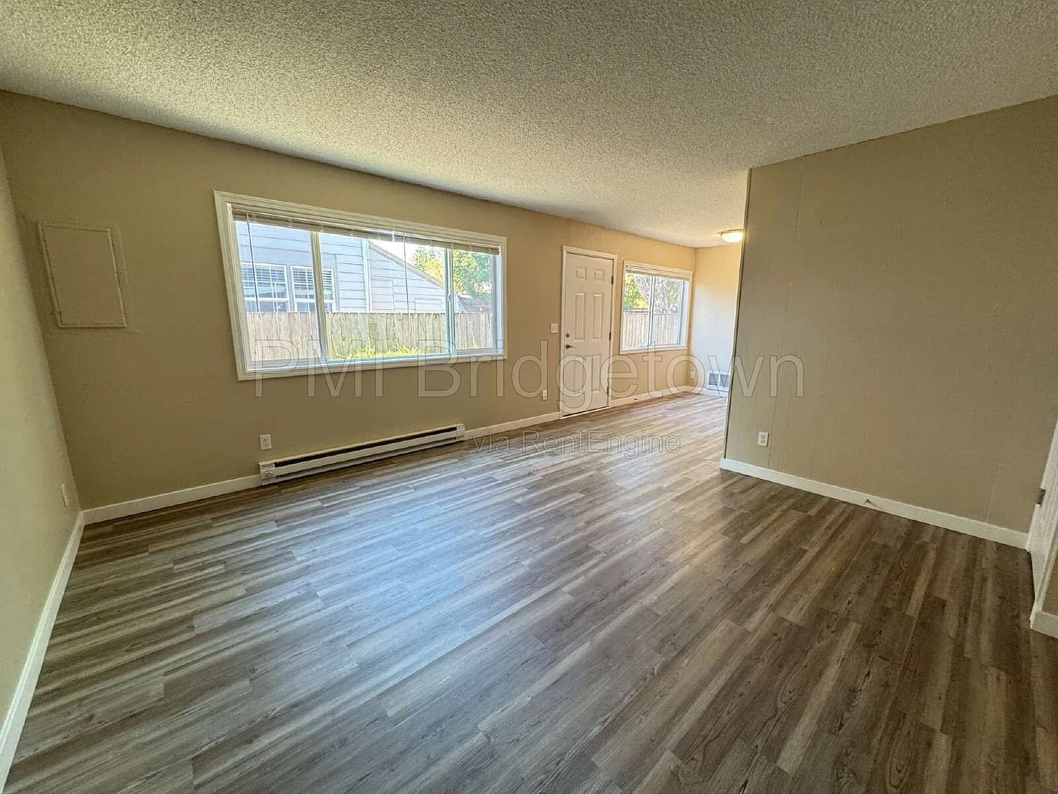 2 bed, 1.0 bath, 850 sqft, $1,395 — Photo 4