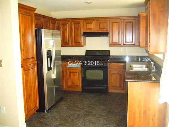 3rd image of 2745 Windy Breeze Ct