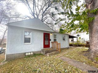 4211 Patrick Ave, Omaha, NE 68111