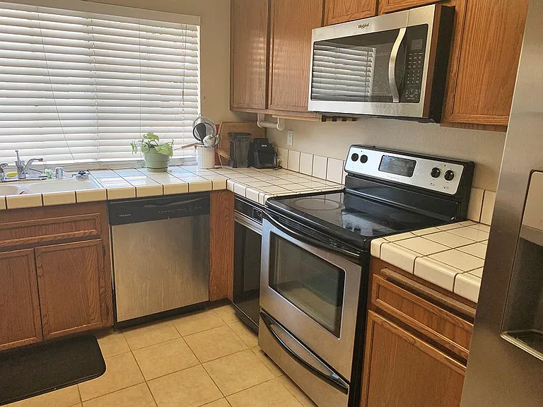 3181 Old Bridgeport Way — Photo 19