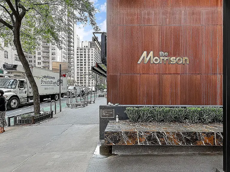 360 E 57th St #21B — Photo 12